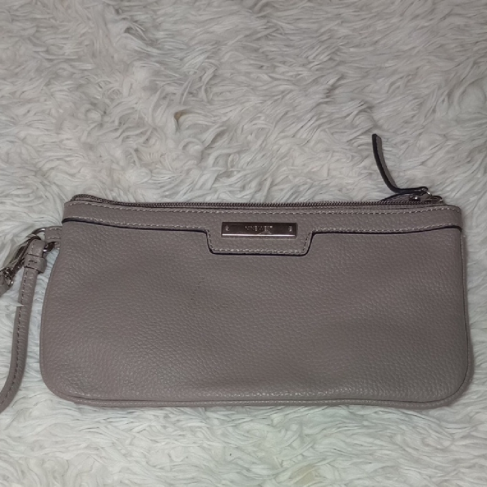 Nine West Gray Leather Wristlet
